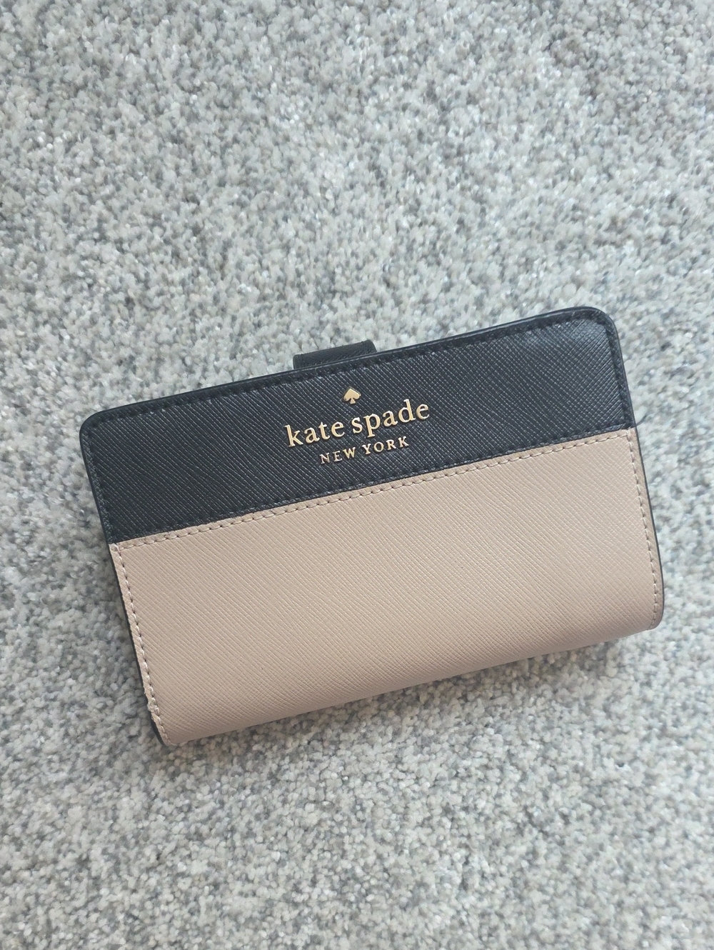 kate spade Two-Tone Black and Beige Wallet